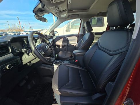 Used 2024 Ford Maverick Lariat w/ Black Appearance Package image 16