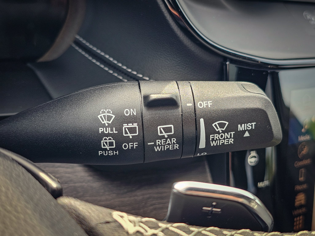 New 2026 Jeep Grand Cherokee Limited AWD/4WD image 19