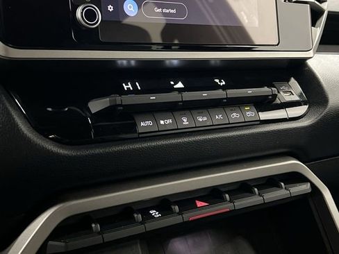 Used 2025 Toyota Tundra SR5 w/ SR5 Convenience Package image 18