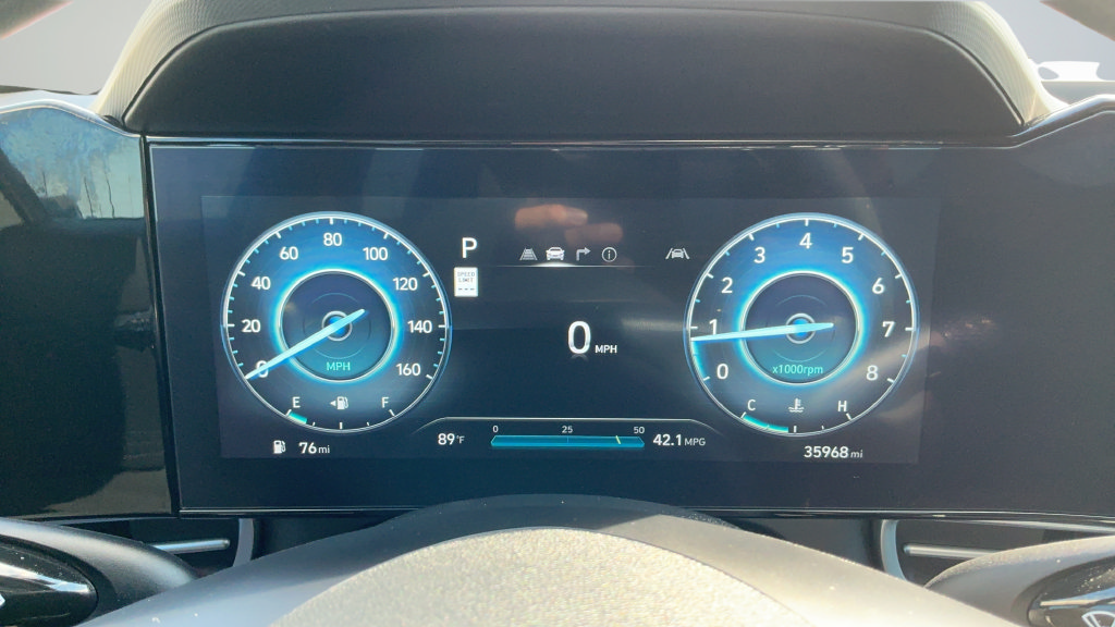 Used 2024 Hyundai Elantra SEL FWD image 13
