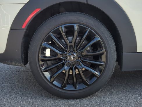 Certified 2023 MINI Cooper Clubman S image 23