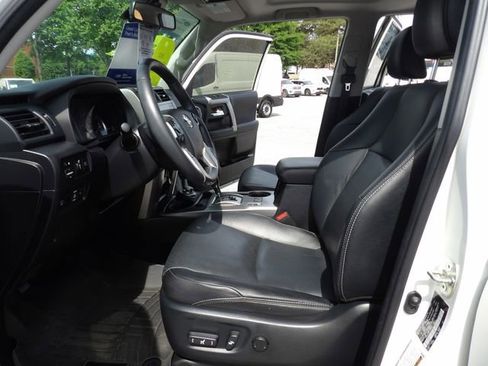 Used 2022 Toyota 4Runner Limited image 26