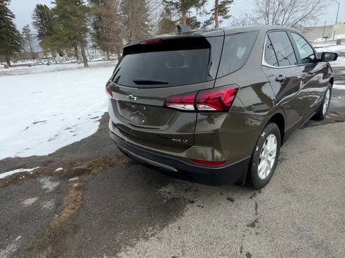 Used 2024 Chevrolet Equinox LT w/ LPO, Floor Liner Package AWD/4WD image 5
