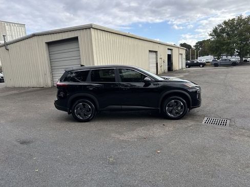 New 2026 Nissan Rogue SV w/ Cold Weather Package image 4
