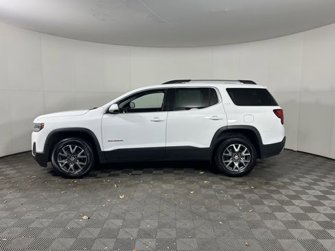 Used 2023 GMC Acadia SLT image 12