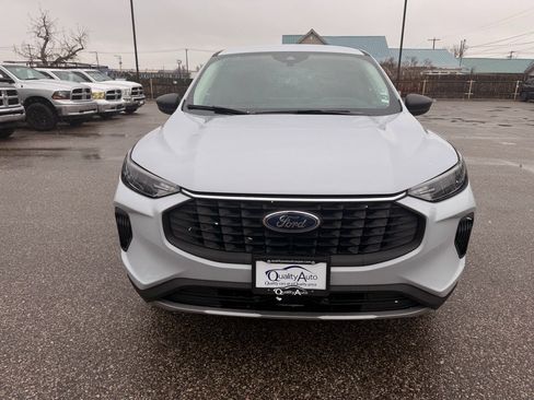 Used 2025 Ford Escape Active w/ Tech Pack #1 image 3