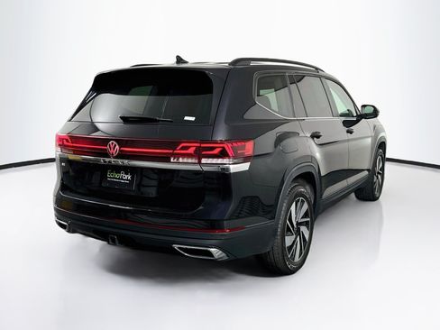 Used 2025 Volkswagen Atlas SE FWD image 9