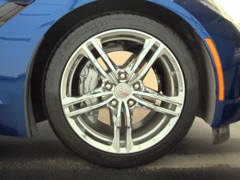 Used 2017 Chevrolet Corvette Stingray Coupe w/ 2LT Preferred Equipment Group RWD image 10