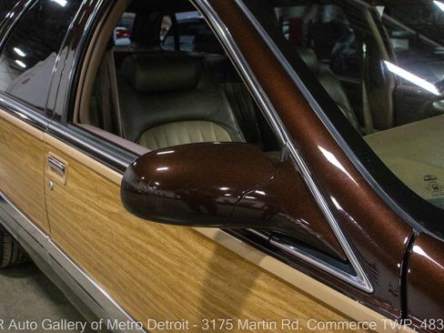 Used 1996 Buick Roadmaster Estate image 36