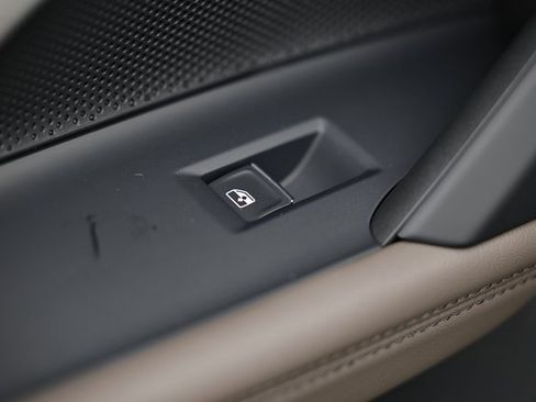 New 2025 Audi Q5 Prestige image 24