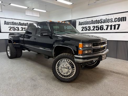 Used 1998 Chevrolet Silverado 3500 4x4 Crew Cab w/ Preferred Equipment Group 2 image 1