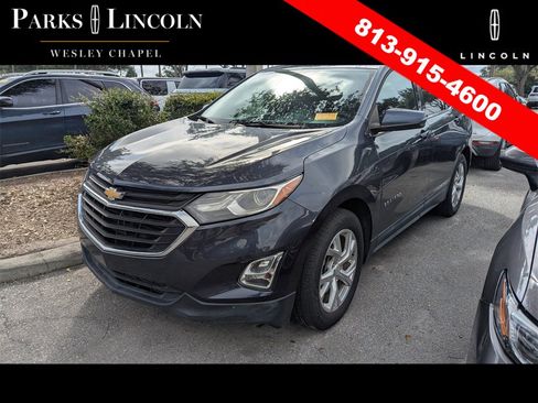 Used 2018 Chevrolet Equinox LT image 2