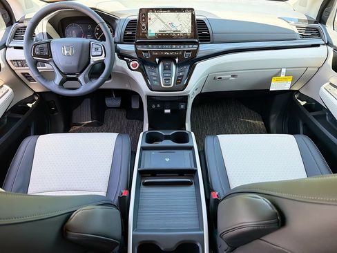 New 2026 Honda Odyssey Elite image 11