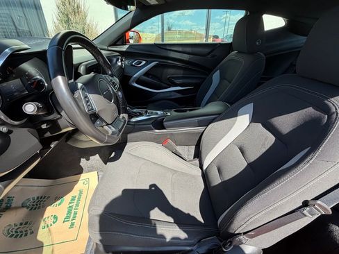 Used 2020 Chevrolet Camaro LT RWD image 10