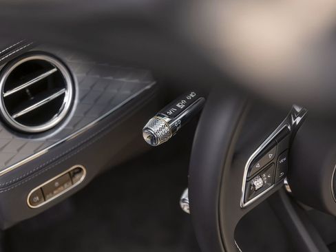 Certified 2024 Bentley Continental GT V8 AWD/4WD image 33
