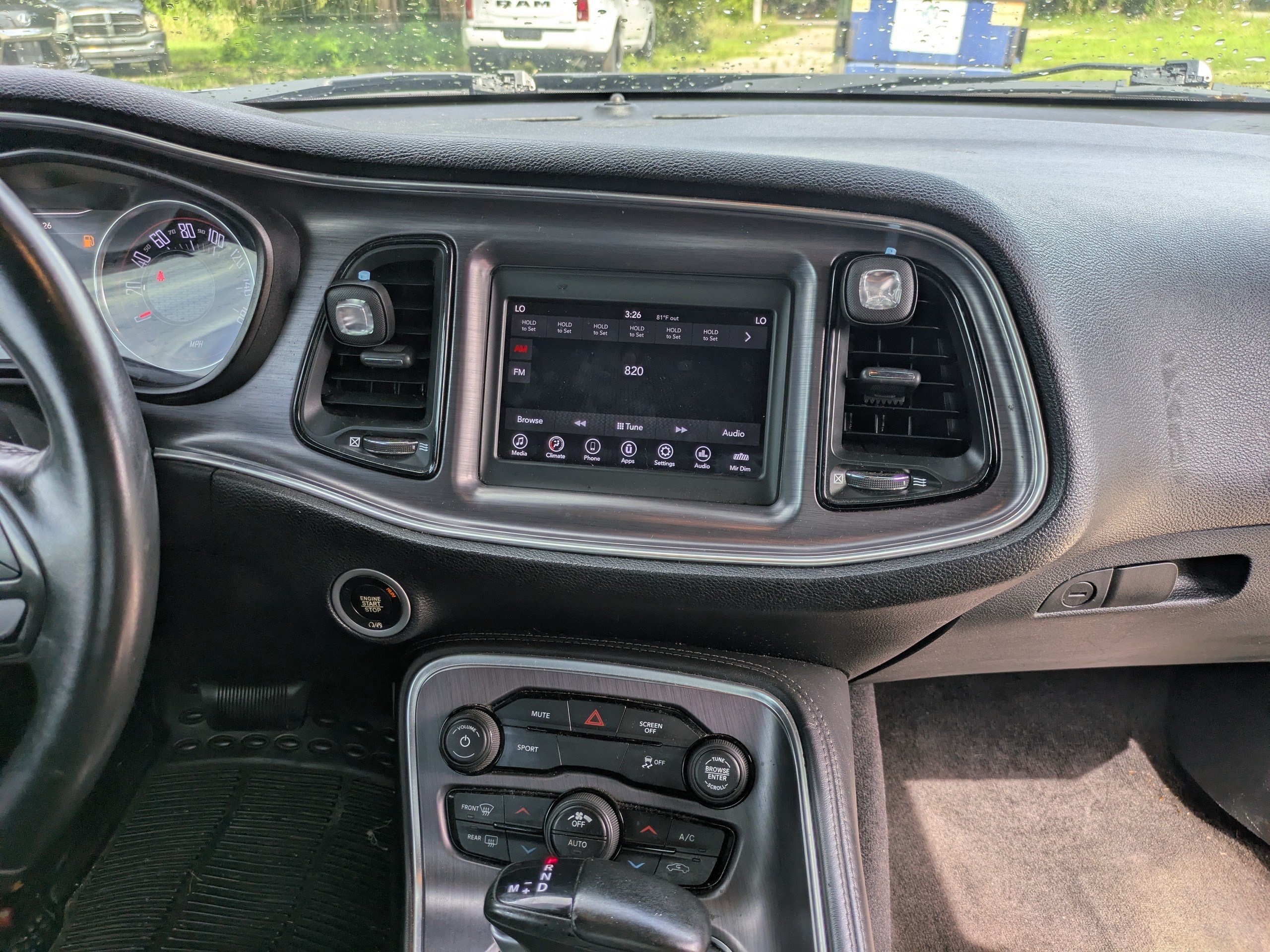 Used 2018 Dodge Challenger SXT RWD image 13