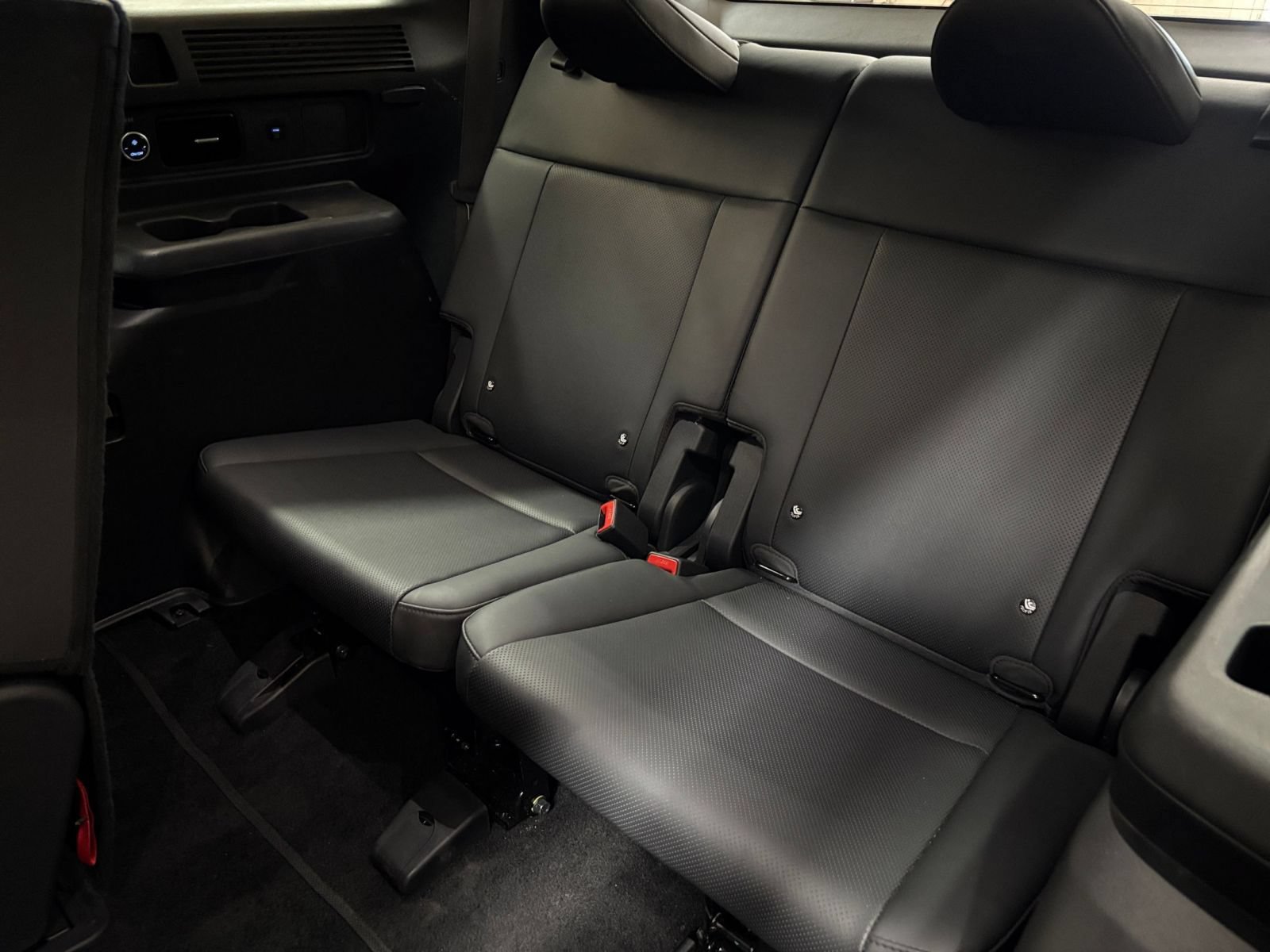 Used 2026 Hyundai Santa Fe SEL FWD image 30