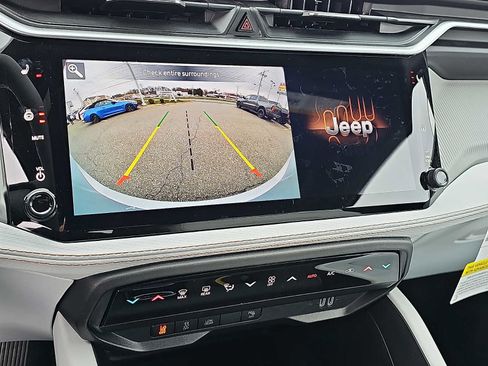 New 2026 Jeep Cherokee Limited image 12