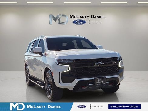 Used 2023 Chevrolet Tahoe Z71 w/ Z71 Off-Road Package AWD/4WD image 1