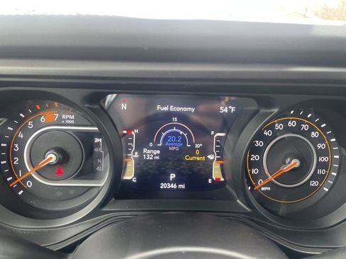 Used 2024 Jeep Wrangler Sahara w/ Safety Group image 22