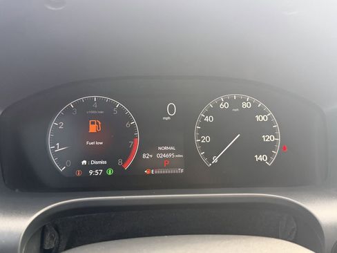Used 2024 Honda HR-V Sport image 34
