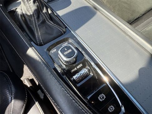 Used 2016 Volvo XC90 T6 R-Design w/ Convenience Package image 20