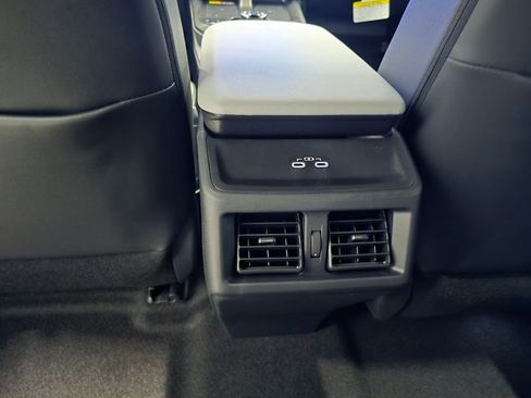 New 2026 Subaru Solterra AWD/4WD image 12