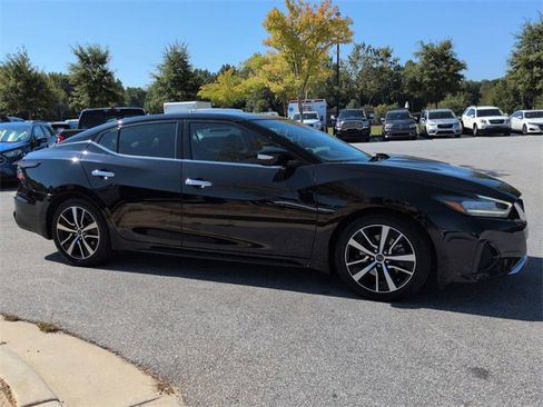 Used 2023 Nissan Maxima SV w/ Floor Mat Group image 2