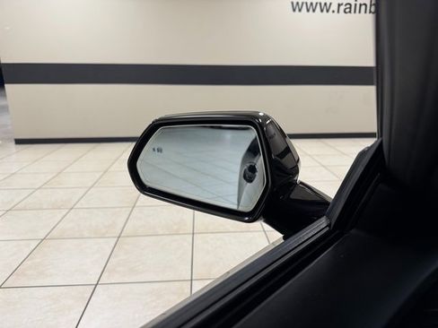 Used 2019 Chevrolet Camaro ZL1 image 19