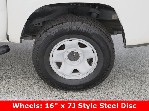 Used 2021 Toyota Tacoma SR w/ SR Convenience Package image 10