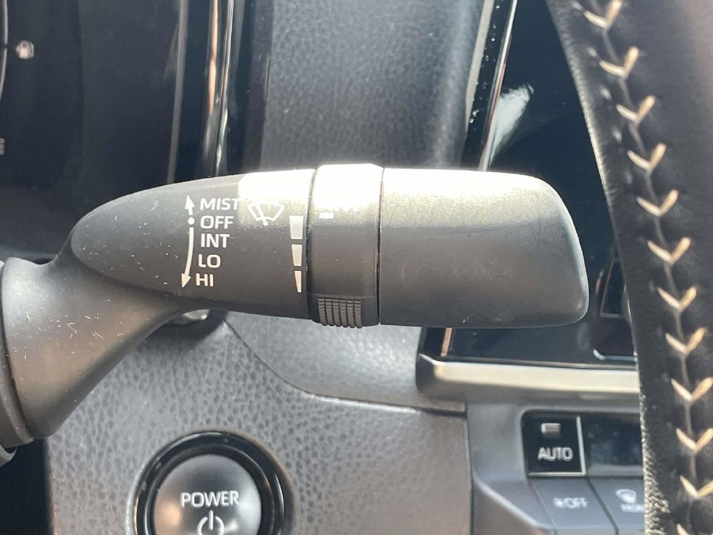 Used 2025 Toyota Camry SE FWD image 24