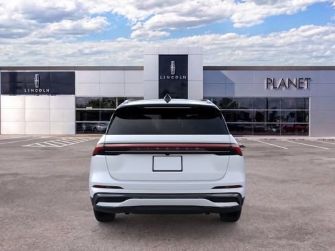 New 2026 Lincoln Nautilus Reserve w/ Jet Appearance Package AWD/4WD image 5