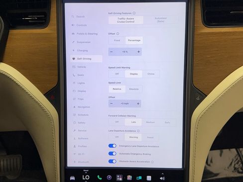 Used 2020 Tesla Model X Long Range AWD/4WD image 29