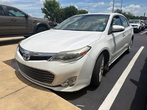 Used 2014 Toyota Avalon Limited FWD image 1