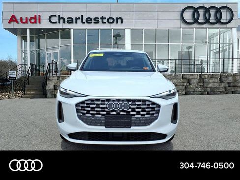 Certified 2025 Audi Q5 Premium w/ Convenience Package AWD/4WD image 8