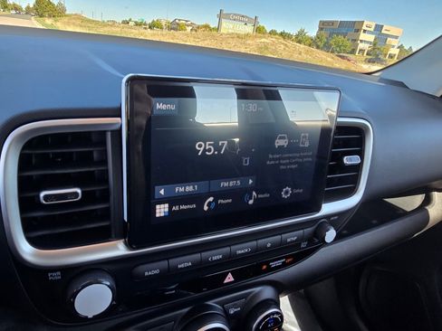 New 2025 Hyundai Venue SEL image 20