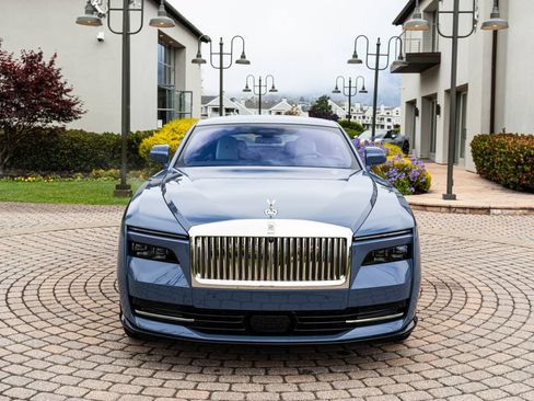 Used 2025 Rolls-Royce Spectre w/ Leather Finishing Pack AWD/4WD image 15