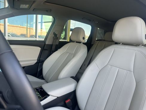 Used 2025 Audi Q6 e-tron Premium w/ Convenience Package RWD image 24