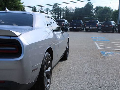 Used 2018 Dodge Challenger SXT Plus RWD image 33
