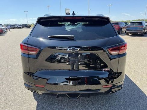 Used 2024 Chevrolet Blazer RS w/ Enhanced Convenience Package image 7