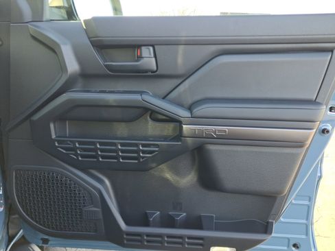 New 2025 Toyota 4Runner TRD Off-Road Premium image 30