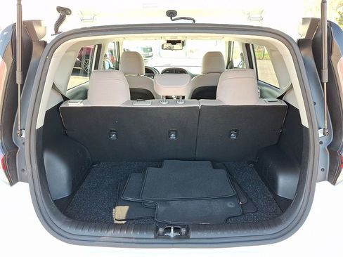 Used 2023 Kia Soul LX image 28