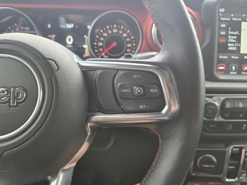 Used 2018 Jeep Wrangler Unlimited Rubicon AWD/4WD image 18