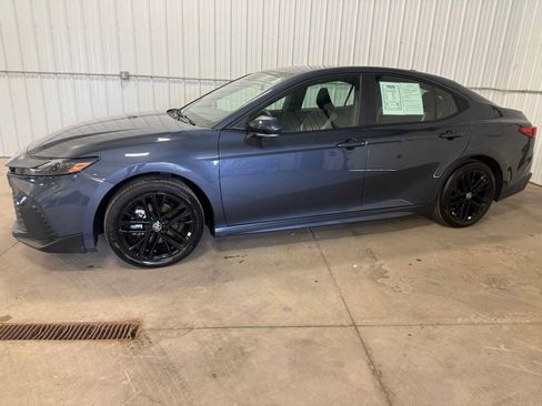 Certified 2026 Toyota Camry SE AWD/4WD image 7