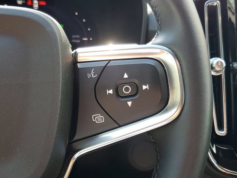 Certified 2023 Volvo C40 P8 Recharge Plus AWD/4WD image 22