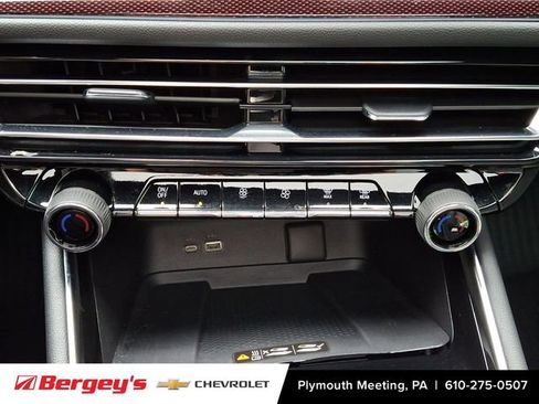 Certified 2026 Chevrolet Traverse Z71 w/ LPO, Floor Liner Package image 20