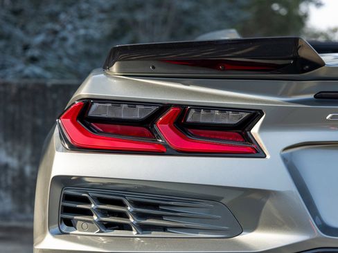 Used 2024 Chevrolet Corvette Z06 w/ Stealth Interior Trim Package image 23