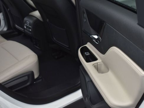 New 2026 Lincoln Corsair Grand Touring AWD/4WD image 15