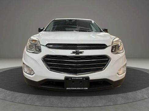 Used 2017 Chevrolet Equinox LT AWD/4WD image 3
