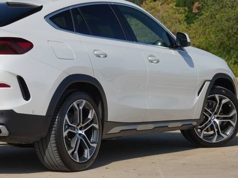 Used 2020 BMW X6 sDrive40i w/ Premium Package RWD image 23